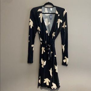 OLD NAVY WRAP DRESS BLACK NEW WITH TAGS SZ M